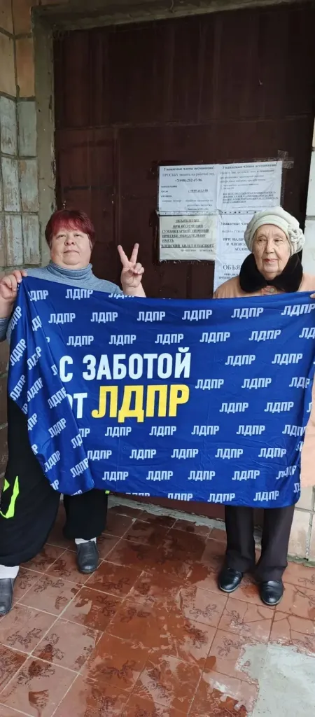 В Бердянске передали 500 буханок хлеба малоимущим