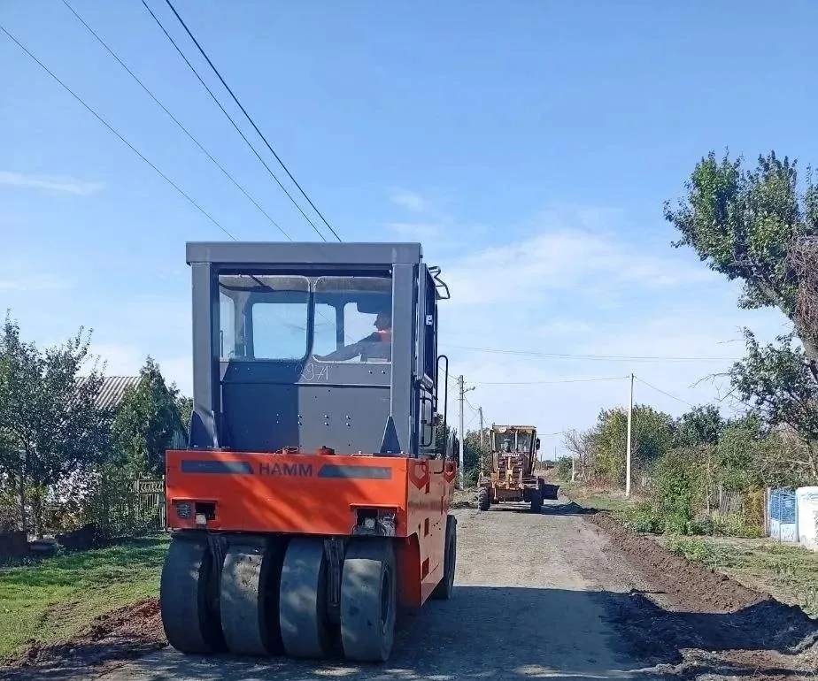В Запорожской области заделали ямы на шести участках дорог