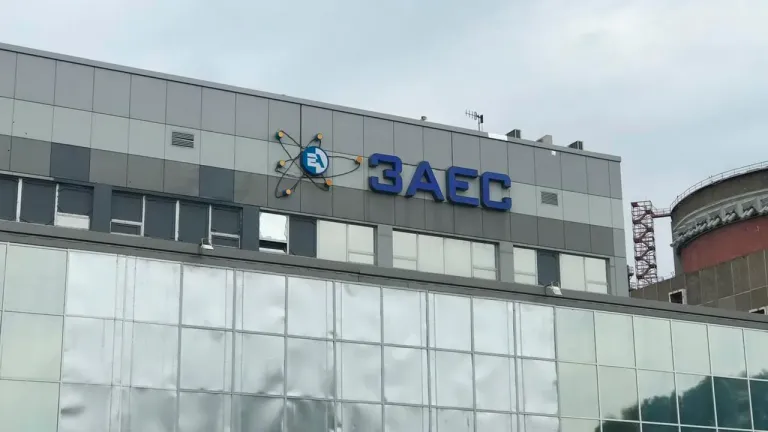 В МАГАТЭ сообщили о гибели сварщика ЗАЭС от удара дрона