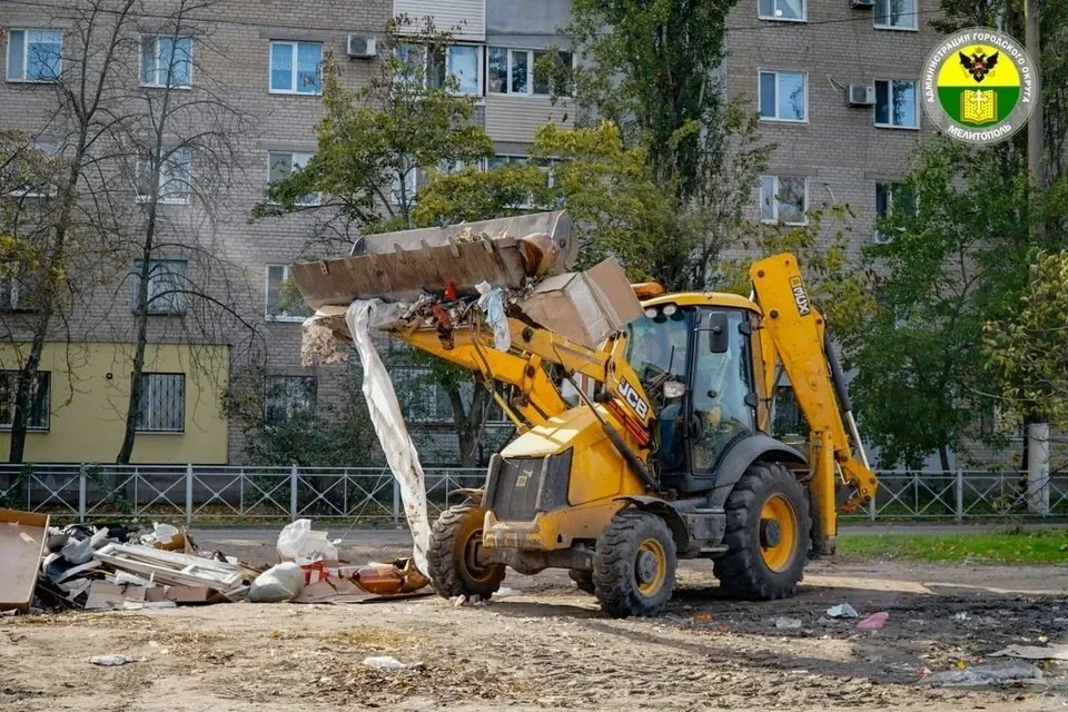 В Мелитополе убрали свалку на проспекте 50-летия Победы